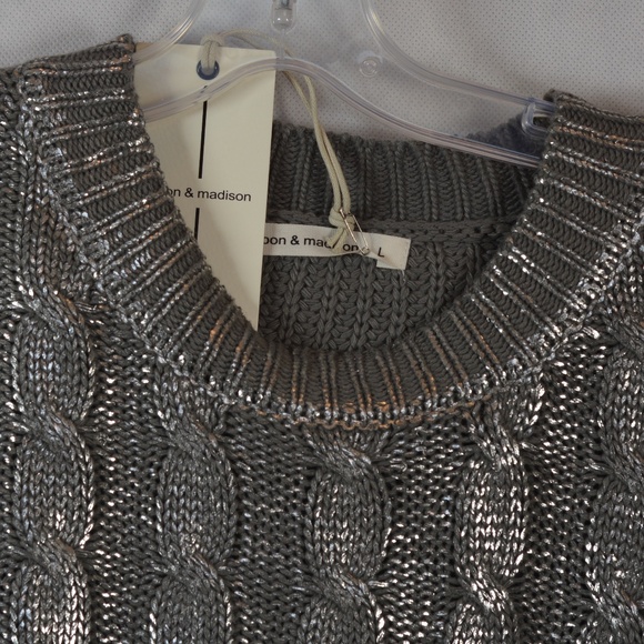 Moon & Madison Foil Silver Cable Knit Sweater NWT SZ L - Picture 5 of 13